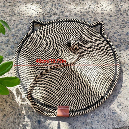 Sisal Scratching Mat Interactive Ball Toy Feature Detail